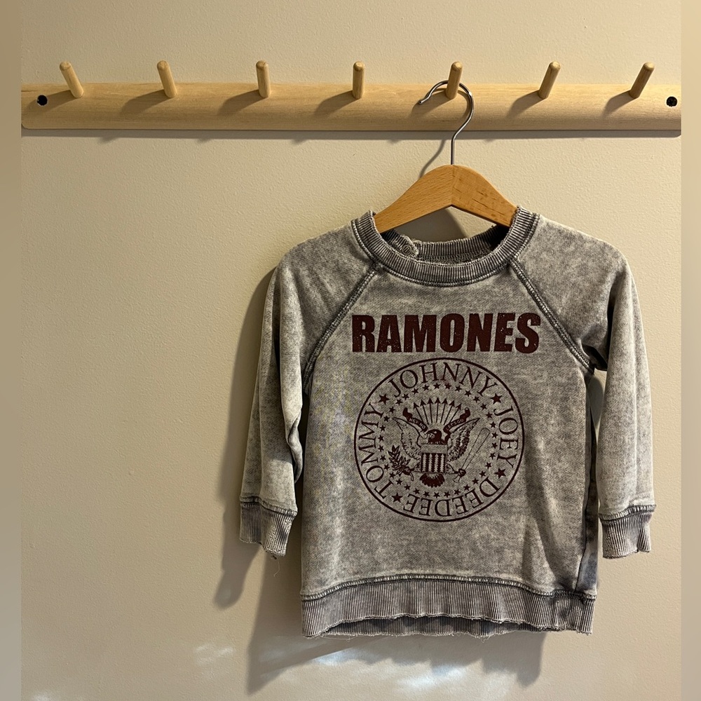 H&M | Gray Band Sweatshirt | 18-24 Mo